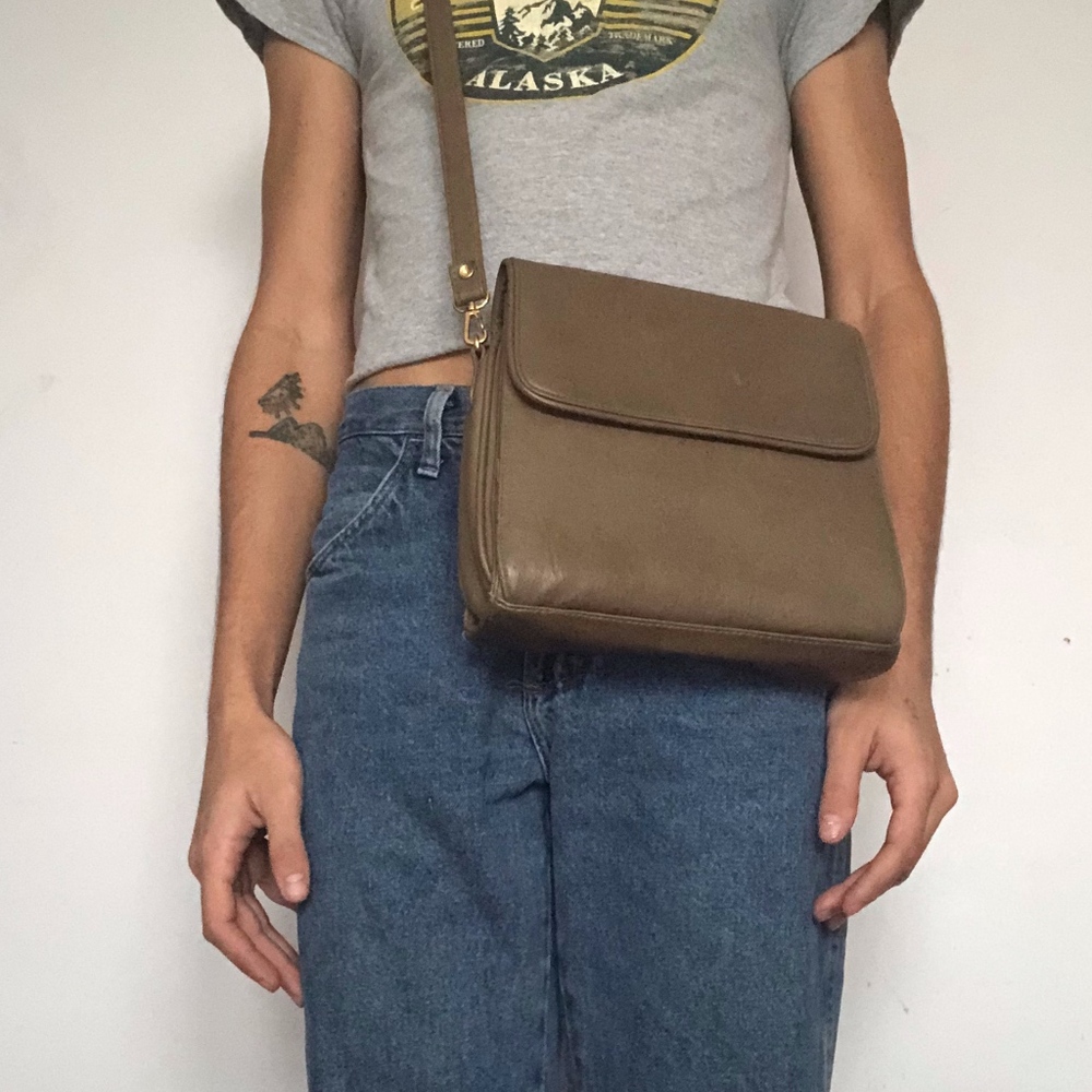 vintage crossbody bag